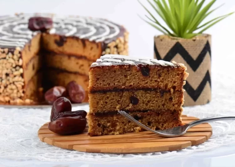 date cake 4071990 1280 scaled scaled