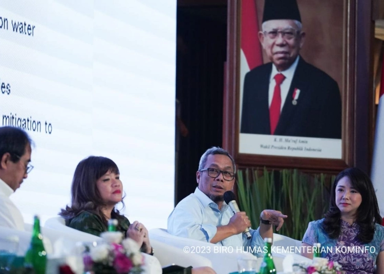 Direktur Jenderal Informasi dan Komunikasi Publik Kementerian Komunikasi dan Informatika, Usman Kansong dalam Diskusi Panel Road to The 10th World Water Forum: Policy, Technology and Investment Opportunity In Water Resource Management, di Auditorium Kementerian Pekerjaan Umum dan Perumahan Rakyat (PUPR), Jakarta Selatan, Selasa (04/06/2023).