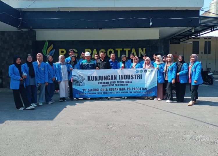 Kunjungan Industri Mahasiswa Teknik Kimia Universitas PGRI Madiun 1 Kunjungan Industri Mahasiswa Teknik Kimia Universitas PGRI Madiun
