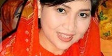 Dina Mariana Meninggal Dunia