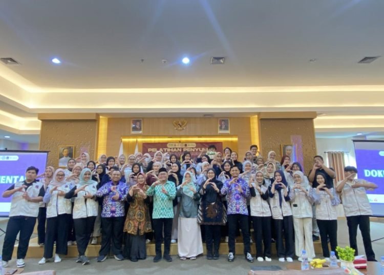 Anggota SARGAP IAKMI DKI Jakarta & ERDAMS FKM UMJ bersama Dekan FKM UMJ, Wakil Ketua IAKMI DKI Jakarta, Bendahara Umum PPKMI Wilayah Banten,  Wakil Ketua ICMI Orwil Banten & Narasumber