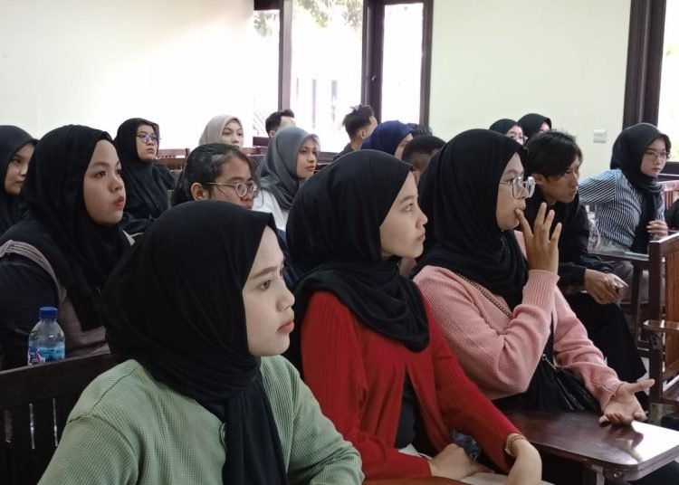 Mau Kuliah Gratis Plus Uang Saku? STIE Kasih Bangsa Buka Beasiswa 2025 1 IMG20241102131910 1