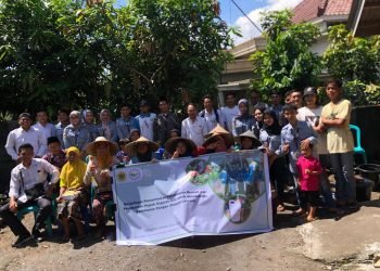 KKN PMD UNRAM Desa Sepit Kecamatan Keruak Gelar Sosialisasi Pemanfaatan Pekarangan Rumah Dan Pembuatan POC Untuk Mendukung Ketahanan Pangan 9 Dok. KKN PMD UNRAM Desa Sepit