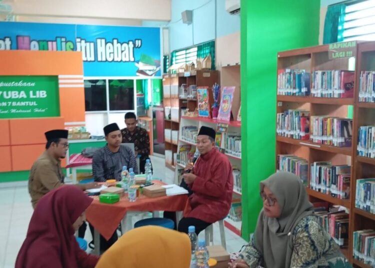 Guru Fikih MTs N 6 Bantul Mengikuti MGMP Tingkat Kab Bantul 1 IMG 20250221 WA0144