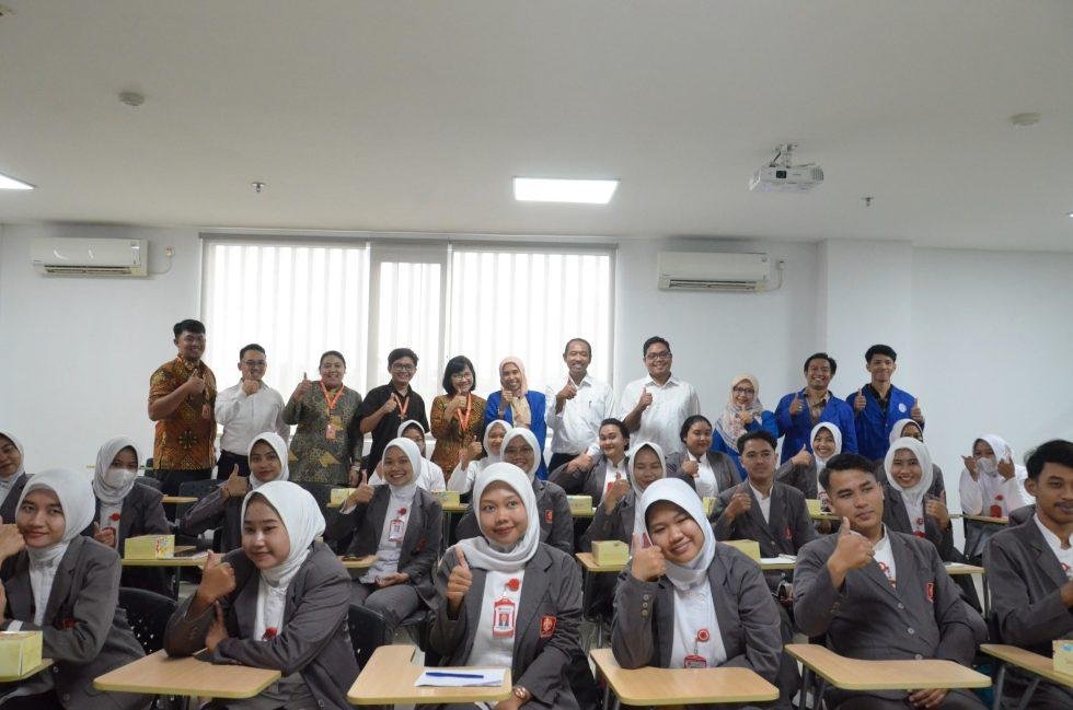 Pengabdian masyrakat di stikes Telogorejo 980x649 1