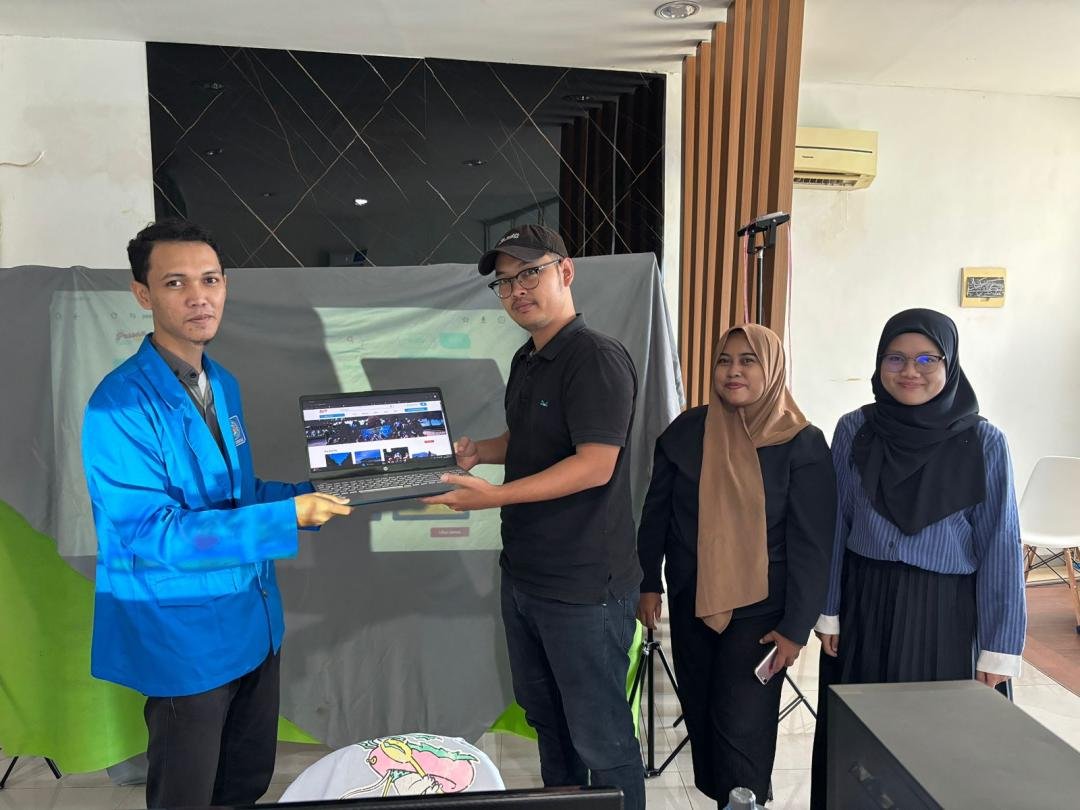 Peluncuran Website Pemesanan Tiket Wisata Pesonatrip, yang Dikembangkan Oleh Mahasiswa Universitas Bina Sarana Informatika 2 WhatsApp Image 2025 01 25 at 13.17.48
