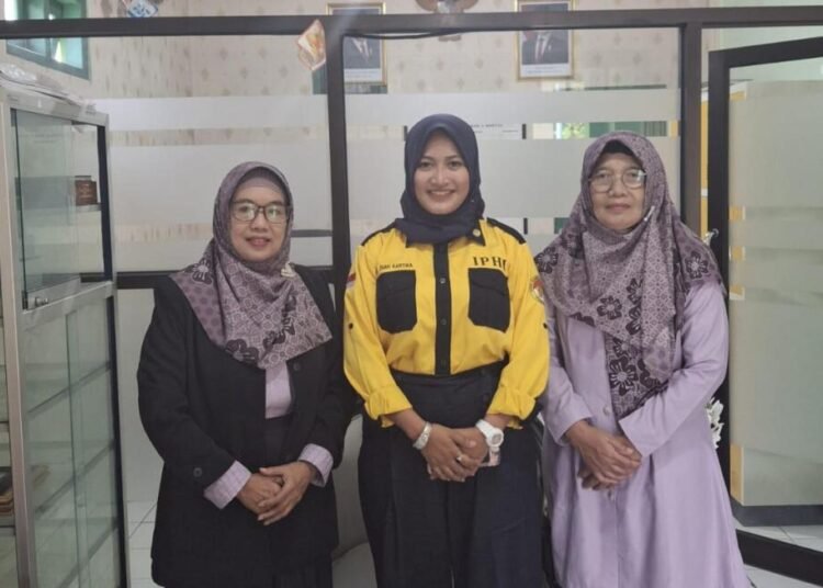 Eratkan Komunikasi: Sarasehan Kepala MAN 2 Bantul dan Ketua DPD IPDI 1987 DIY Berjalan Hangat 1 WhatsApp Image 2025 02 22 at 13.47.28