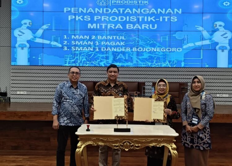 New Beginning: Kepala MAN 2 Bantul Hadiri Penandatanganan PKS Prodistik ITS di Surabaya 1 WhatsApp Image 2025 02 26 at 11.20.58