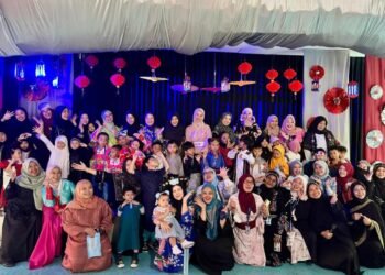 TK AIMS dan SD Kamalia adakan 'Asian Dress Up Day' untuk mengenalkan budaya Asia, mendidik dan menghargai keragaman.