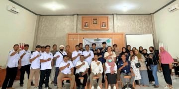 Mahasiswa KKN PMD Universitas Mataram Desa Tanjung