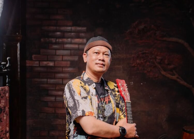 Yak Widhi Kembali Menyanyikan Lagu 'Berita Korupsi Lagi' untuk Menginspirasi Perjuangan Melawan Korupsi 1 1000144654