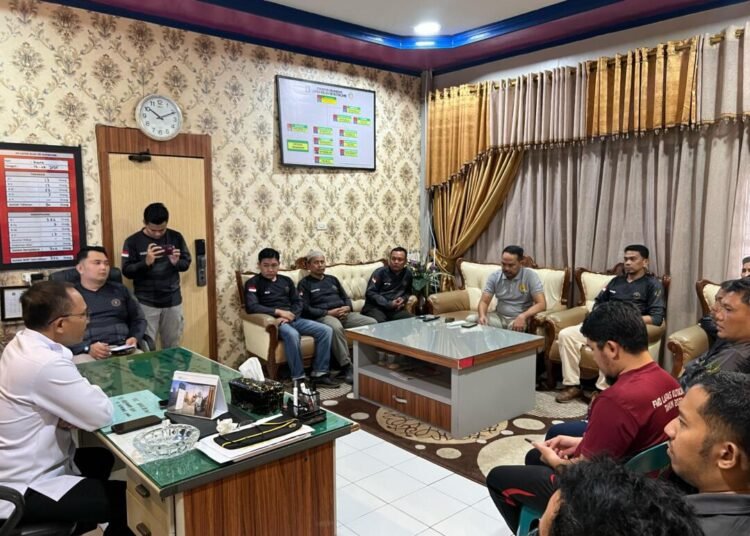 Pimpin Rapat Bersama Jajaran Lapas Kutacane, Kakanwil Ditjenpas Aceh Pupuk Percaya Diri Pegawai 1 8e462e5d e6a9 4163 be64 3a79f05f1d7e