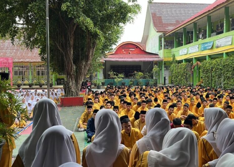 Mahasiswa PLP UMRI Ikut Memeriahkan Acara Peringatan Isra Mi'raj di SMAN 9 Pekanbaru 1 IMG 20250304 WA0028