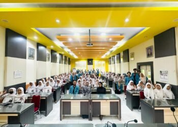 Membangun Generasi Sehat: KKN-T Universitas Alma Ata Sosialisasikan Pencegahan Stunting pada Remaja di SMA N 1 Sedayu 1 Stunting