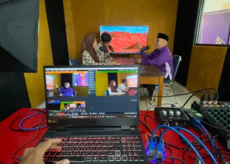 Proses Produksi Podcast Ramadan MAN 2 Bantul oleh Mandaba Creative 1 WhatsApp Image 2025 03 19 at 08.46.21