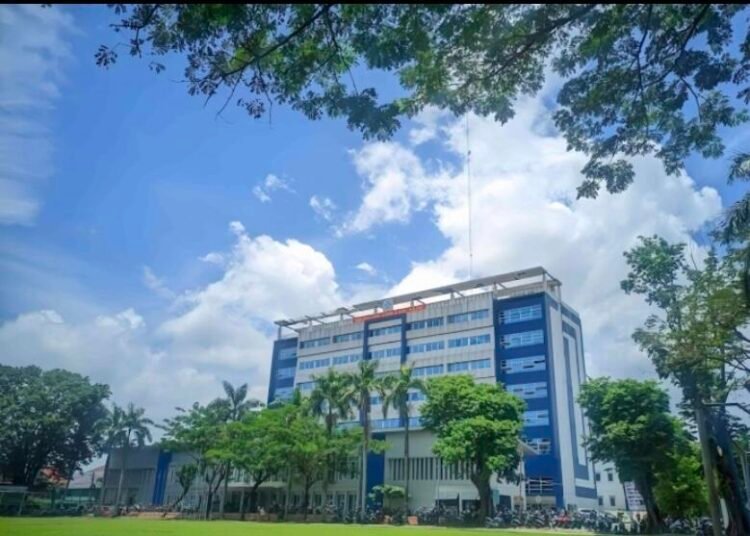 Foto : Gedung fakultas Ilmu Sosial dan Ilmu Politik UIN Raden Fatah Palembang
