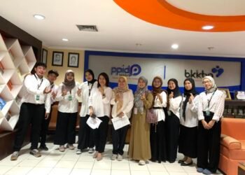 Foto Bersama Pihak BSDM Kemendukbangga, Dosen & Mahasiswa/i Pekom FKIP UHAMKA