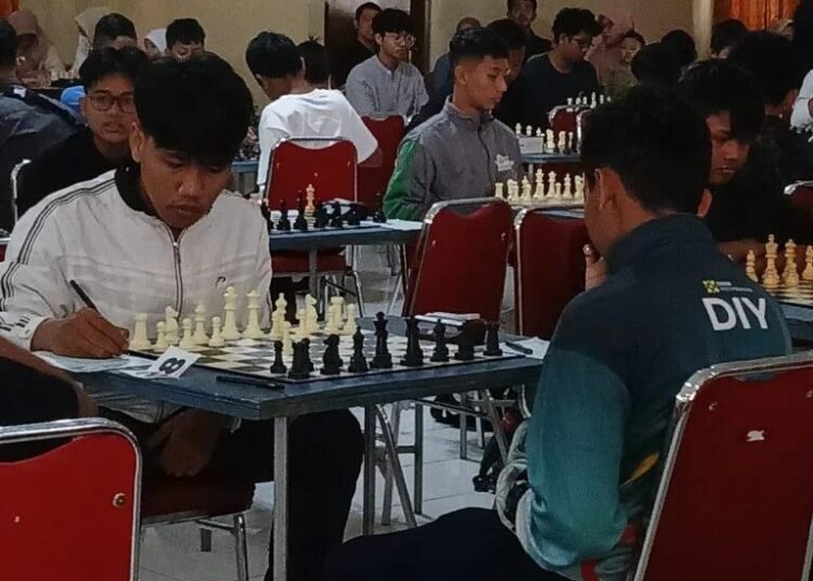 MAN 2 Bantul Kirim Siswa ke Ajang Catur POPKAB 2025 untuk Seleksi POPDA DIY 1 WhatsApp Image 2025 04 21 at 08.40.51