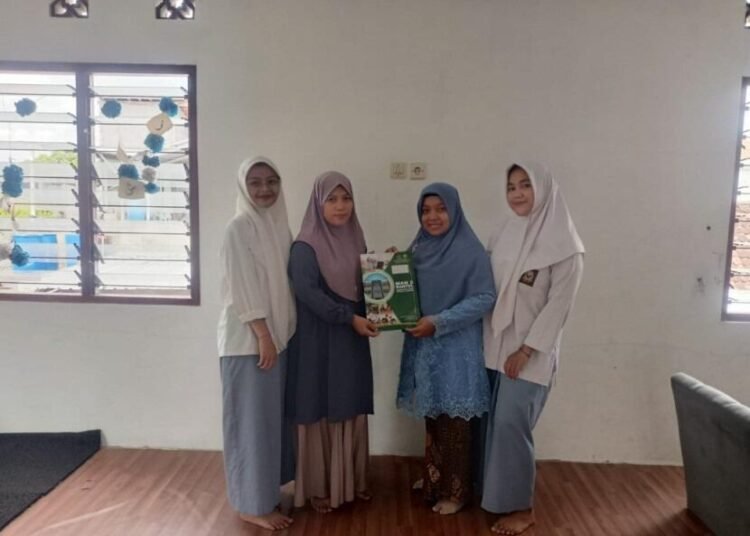 Hafiza Label Terima Siswa PKL dari MAN 2 Bantul 1 WhatsApp Image 2025 04 24 at 08.10.30