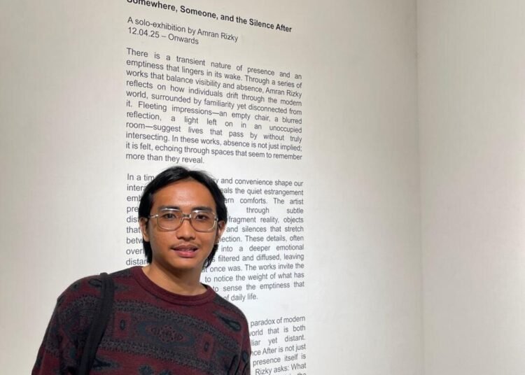 Amran Rizky Suguhkan Narasi Sunyi Lewat Pameran Tunggalnya : “Somewhere, Someone, and the Silence After” 1 (Foto Amran Rizky (dokumentasi pribadi