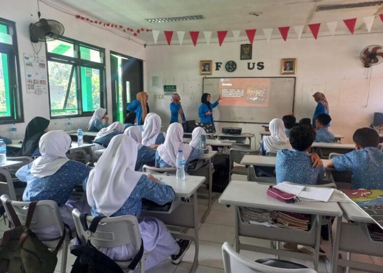 Mahasiswa Manajemen UBSI Menumbuhkan Sikap Cinta Tanah Air Dengan Mengenal Warisan Budaya Indonesia 1 20250508 092321 1 1