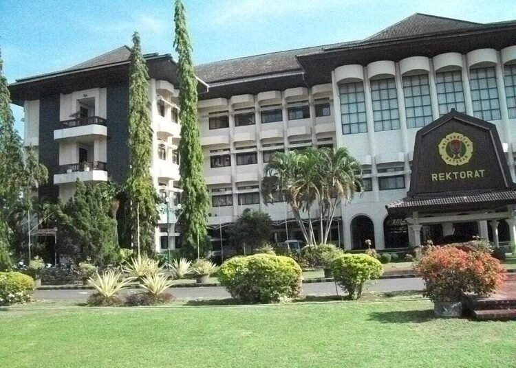 Daya Tampung Jalur Mandiri Unram 2025 1 960px Unram