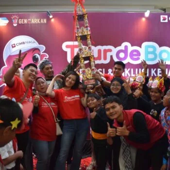 Lewat Tour de Bank, CIMB NIAGA dan Kejar Mimpi Surabaya Sukses Tanamkan Literasi Finansial Sejak Dini 5 DSC 1103 11zon 350x350 1