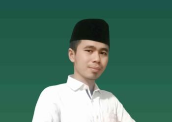 Hasan Komarudin | Penulis