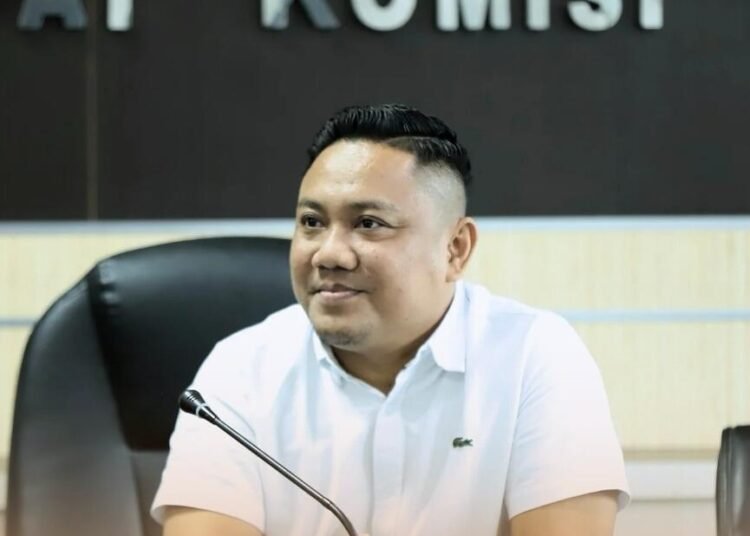 Rubi Support Pull, Keputusan Walikota Palembang akan memecat oknum Pol PP dan Dishub yang bermain-main dan membekingi 1 Rapat Kerja Komisi III Bersama Mitra Kerja.dprdpalembang kotapalembang rapatkerjakomisi 2