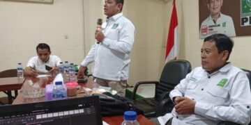 H. Mohammad Fauzi (duduk/kanan) Sekretaris DPW PKB Jakarta (Sumber: Dokpri)