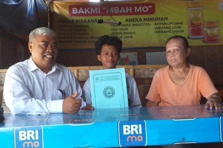 Asah Keterampilan Kerja: MAN 2 Bantul Tempatkan Siswa PKL di Bakmi Mbah Mo 1 WhatsApp Image 2025 05 19 at 08.23.21
