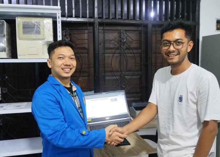 Mahasiswa Pamulang dan Direktur utama PT Gama Nusa Bersama meyetujui desain UI dan  ux untuk website PT Gama Nusa Bersama