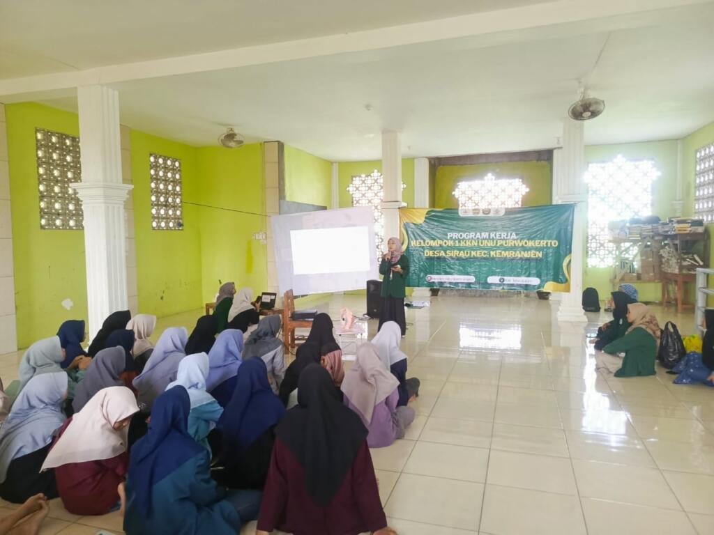Santri Zaman Now Harus Bisa Dagang! Begini Tips Cuan dari Mahasiswa KKN UNU di Ponpes Darul ‘Ulum Sirau 2 2 2