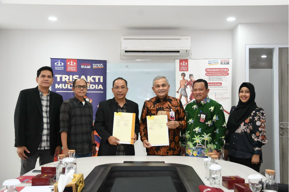 Trisakti Multimedia dan BRK Syariah Jalin Kerja Sama Strategis untuk Tingkatkan Kualitas Pendidikan dan Layanan Keuangan 3 BRK SYARIAH 2