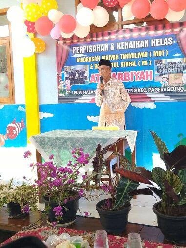 RA dan MDT At-Tarbiyah Leuwihalang Lepas Para Siswanya di Teras Sekolah Tanpa Wisuda 4 FB IMG 1750813031205