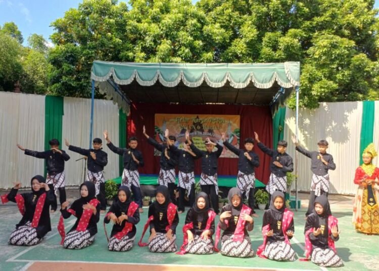 Lomba Pentas Seni Meriahkan Gelar Karya P5RA MTs N 6 Bantul Tahun 2025 1 IMG 20250626 WA02641