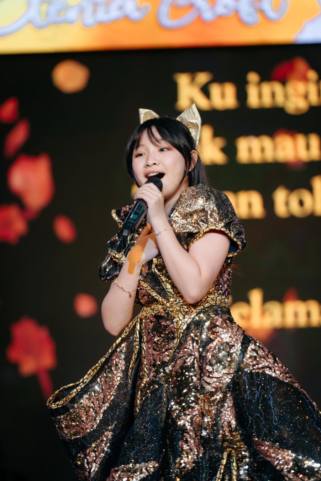 Etenia Croft Hadirkan Karya Penuh Cinta Lewat Album Perdana "Bersinar" 2 Etenia Croft