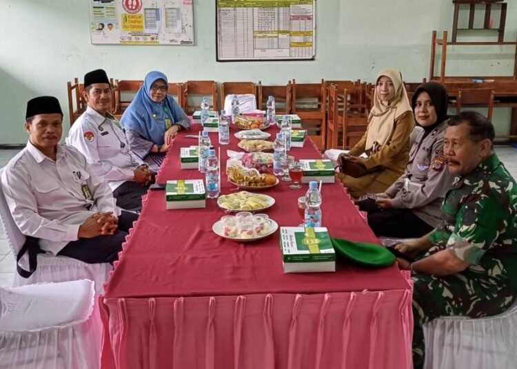 MTsN 6 Bantul Gelar Acara Akhirussanah, Hadirkan Berbagai Lembaga dan Orang Tua Siswa 1 WhatsApp Image 2025 06 03 at 10.49.26