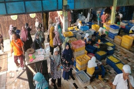 Tingkatkan Wawasan Industri, 3 Guru IPS MTsN 6 Bantul Ikuti Kunjungan Pabrik Tahu Sehat Sari Klaten 1 WhatsApp Image 2025 06 12 at 09.42.55