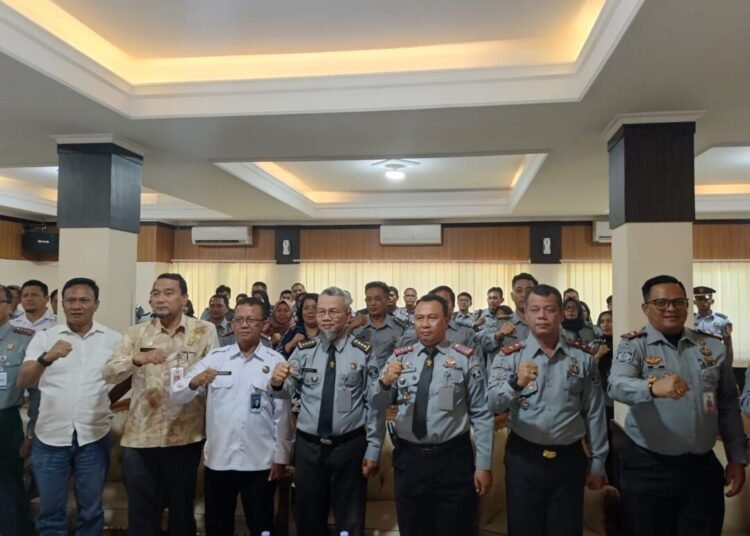 Bapas Nusakambangan Ikuti Sosialisasi KUHP Baru: Fokus pada Pidana Pengawasan dan Kerja Sosial 1 Bapas Nusakambangan