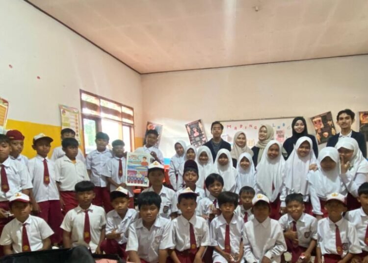 Edukasi Penyakit Cacar : Kolaborasi Mahasiswa UNEJ dengan SDN SILO 4 1 fotooo