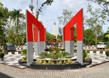 tugu hukum scaled 1