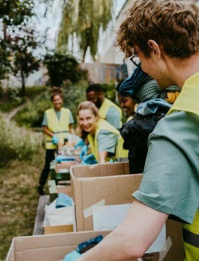 Kode Etika Filantropi Media Massa: Menjaga Netralitas dalam Kebaikan 1 source : Pintrsest