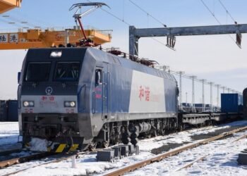 China-Europe Railways Express di Xinjiang HUB. Sumber: Xinhua, English.news