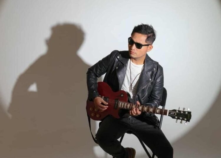 Deddy Lisan, Vokalis Andra and The Backbone Rilis Single Solo Perdana ‘Kamu Takdirku’ 1 Deddy Lisan, Vokalis Andra and The Backbone. (Dok. Istimewa)