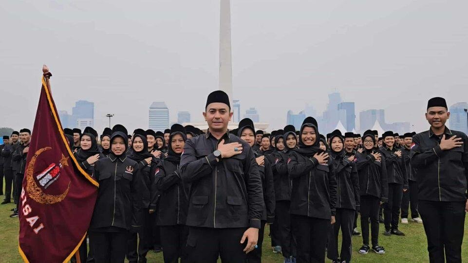 Presiden Prabowo Apresiasi Batalyon Perisai Syarikat Islam di Momen HUT Bhayangkara ke-79 3 Presiden Prabowo apresiasi Batalyon Perisai Syarikat Islam di momen HUT Bhayangkara ke-79. (Dok. Istimewa)
