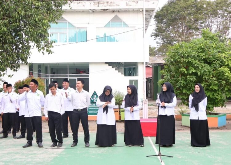 Semangat Baru, MTsN 6 Bantul Sambut dan Perkenalkan Guru Baru dan Mutasi Masuk 1 MTsN 6 Bantul