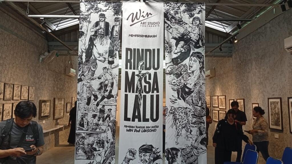 Karya ilustrasi dan patung Win Dwi Laksono (Doc. Yusuf)