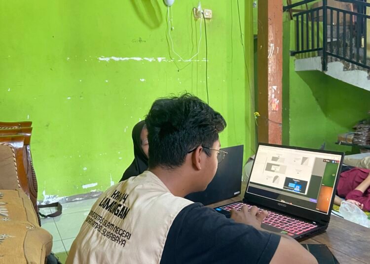 Dari Dusun ke Dunia Digital: Mahasiswa KKN 84 UINSA Membantu UMKM Sorgum Masuk Ranah Online 1 Sorgum