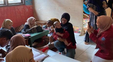 Sinergi KKM dan Bidan: Tingkatkan Kesehatan Masyarakat Lewat Posyandu dan Pembagian PMT 2 Screenshot 2025 07 17 175916